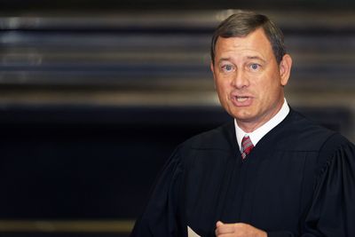 Roberts breaks silence amid Thomas mess