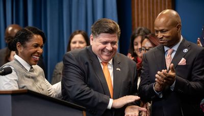 Pritzker, Democratic leaders take victory lap for reaching budget deal — and only drag their feet a bit in actually filing bill