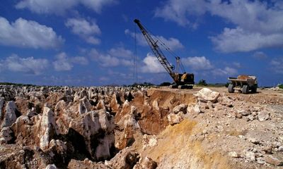 Morning Mail: millions paid to corrupt Nauru businessman, Tina Turner dies, renewable zones delayed