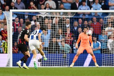 Julio Enciso stunner earns Brighton thrilling draw with champions Man City