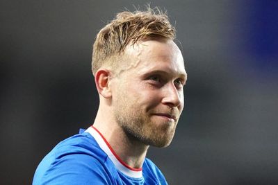 Emotional Scott Arfield planning on playing on after Rangers farewell