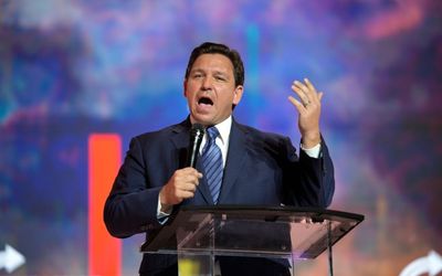 DeSantis enters presidential race, Trump showdown looms