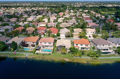 In DeSantis’ Sunshine State, life is not all sunny