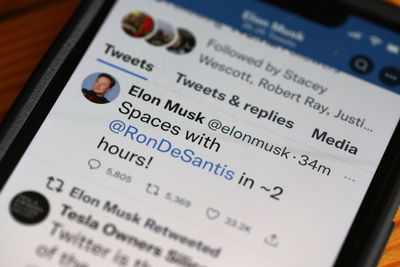 Ron DeSantis debuts presidential bid in a glitch-ridden Twitter 'disaster'
