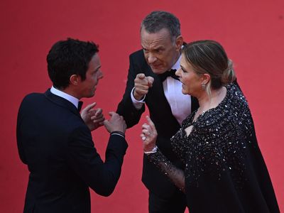 Rita Wilson reacts to claims she and Tom Hanks ‘scolded’ man on Cannes red carpet: ‘Nice try!’