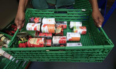 Pupils who used food banks in pandemic fared worse at GCSEs, study finds