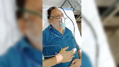Delhi: Satyendar Jain put on oxygen support at LNJP Hospital