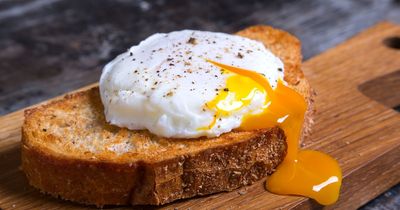 Woman's poached egg hack makes 'perfect' runny yolk with no pot in one minute