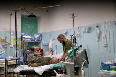 Ukraine secures release of 106 'hero' soldiers in swap with Russia - Kyiv