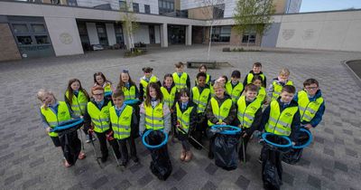 Hundreds of volunteers take part in Renfrewshire's Big Spring Clean