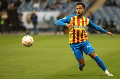 Two injured in burglary on Kluivert home in Spain