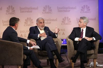 Bill Ackman says Carl Icahn's investment firm is giving him Archegos vibes