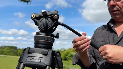 SmallRig FreeBlazer Heavy-Duty Carbon Fiber Tripod Kit AD-100 3989 review