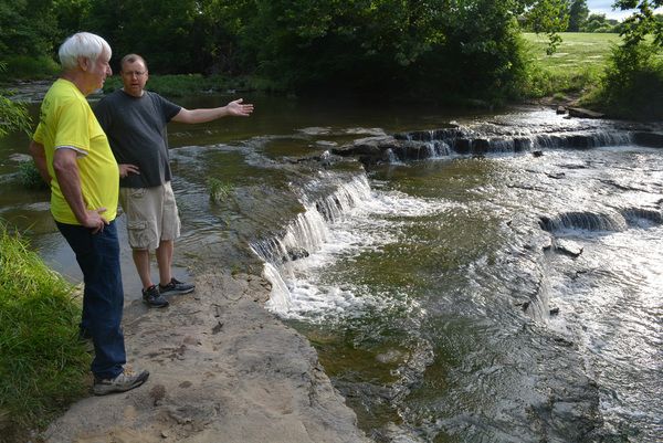 Hiking trails lead to islands of nature in middle of busy city life
