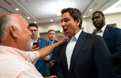 Ron DeSantis goes crypto, says the Biden administration will kill Bitcoin