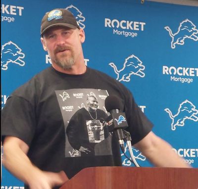 Dan Campbell one-ups Brad Holmes’ shirt homage