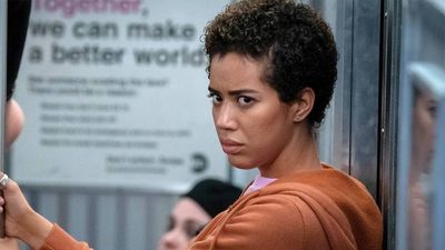 Scream Fan Favorite Jasmin Savoy Brown Has A Hilarious Idea For Mindy’s First Ghostface Call