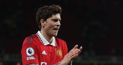'Massive for us' - Victor Lindelof praises two of his Manchester United teammates after Chelsea win