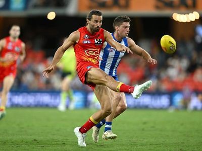 Lachie Weller knocking for crucial Suns' Darwin double