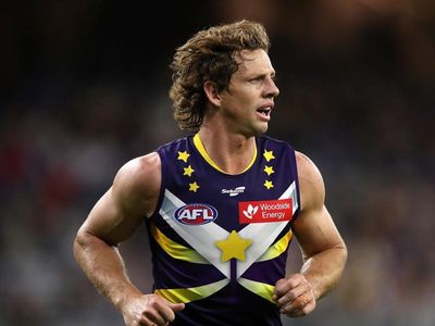 Fyfe back in the 22 as Dockers aim to hassle Cats