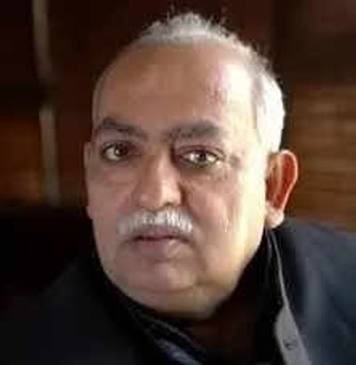 Poet Munawwar Rana critically ill