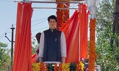 Uttar Pradesh: Madhavrao Scindia's statue unveiled in Mainpuri