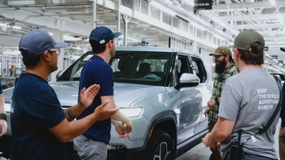 First Dual-Motor Rivian R1T Rolls Off The Assembly Line