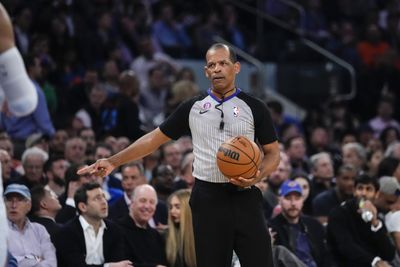 Why fans think NBA ref Eric Lewis has a burner Twitter account to defend himself