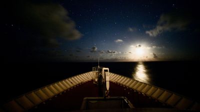 10 things you need to know about astrophotography from a cruise ship