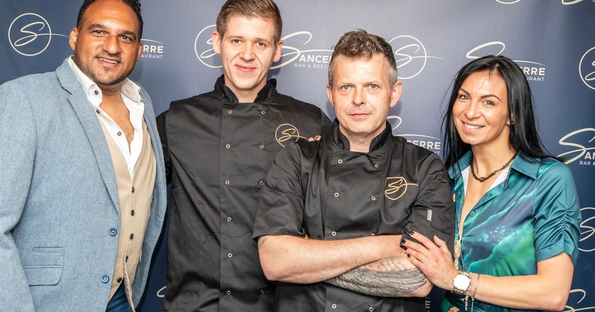 Glamorous restaurant with 'golden bar' opens at site…