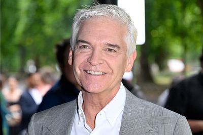 Phillip Schofield admits relationship with ‘younger male colleague’ at ITV - OLD