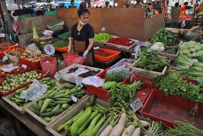 Ministry vows to keep tabs on prices
