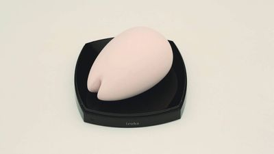 Tenga Iroha Sakura review: this flower-inspired sex toy truly blossoms