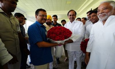 Delhi CM Kejriwal meets Telangana counterpart KCR in Hyderabad to seek support against Centre ordinance