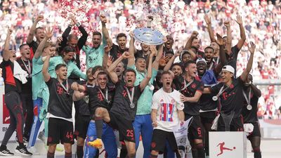 Bayern Munich clinch 11th straight Bundesliga title