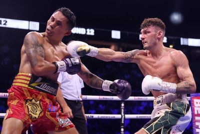 Leigh Wood vs Mauricio Lara LIVE: Result as Briton regains title with points win