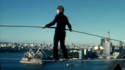 Philippe Petit's Sydney Harbour Bridge highwire walk halted when police started 'cutting the ropes'