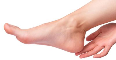 High cholesterol signs could be felt in toes 'especially at night', according to foot doctor