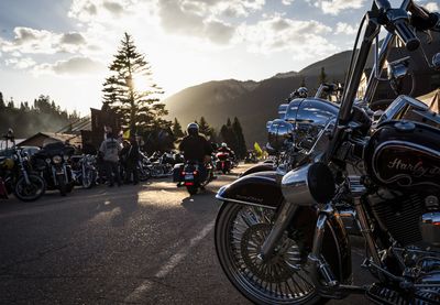 3 killed in a shootout at a New Mexico motorcycle rally were rival biker gang members