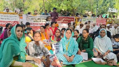 Mahila Kisan Union condemns action against wrestlers, others in Delhi