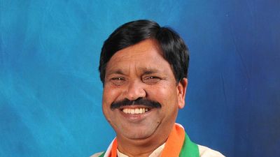 Karnataka | Denial of Cabinet berth disappoints Banjara community legislators, leaders