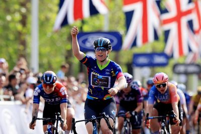 RideLondon Classique: Charlotte Kool wins stage 3 sprint, claims overall title