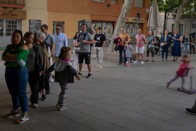 Spain swings right in local and regional elections