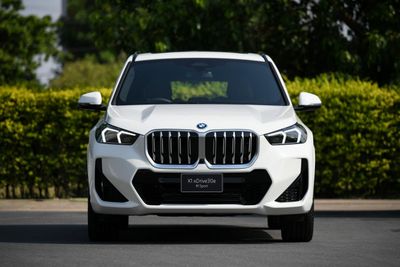 BMW X1 gets plug-in hybrid