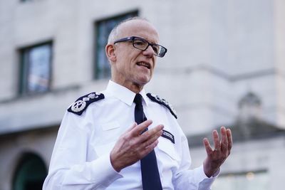 Met police ‘to stop attending emergency mental health calls so officers can focus on crime’