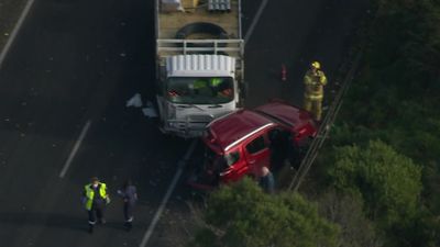 Woman dies in multi-vehicle collision on Princes Freeway at Darnum
