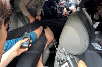 Man who opened plane door in mid-air was 'uncomfortable'