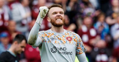 Zander Clark backs Steven Naismith for Hearts role as he details 'high standards' he drives daily
