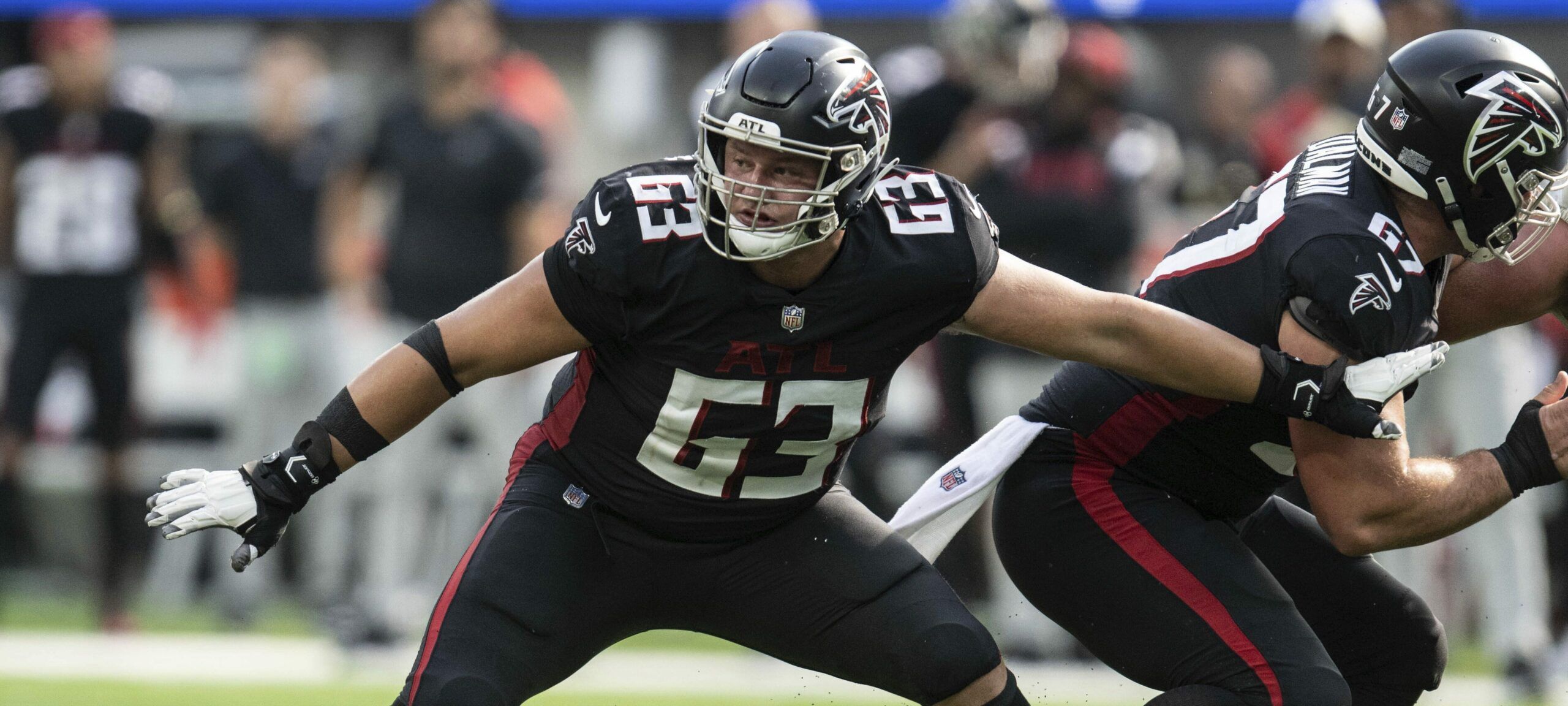 PFF ranks Chris Lindstrom among NFL's top 5 guards