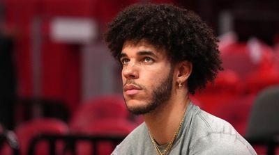 Chicago Bulls Believe Lonzo Ball Might Never Play Again Due to Injury, per Report